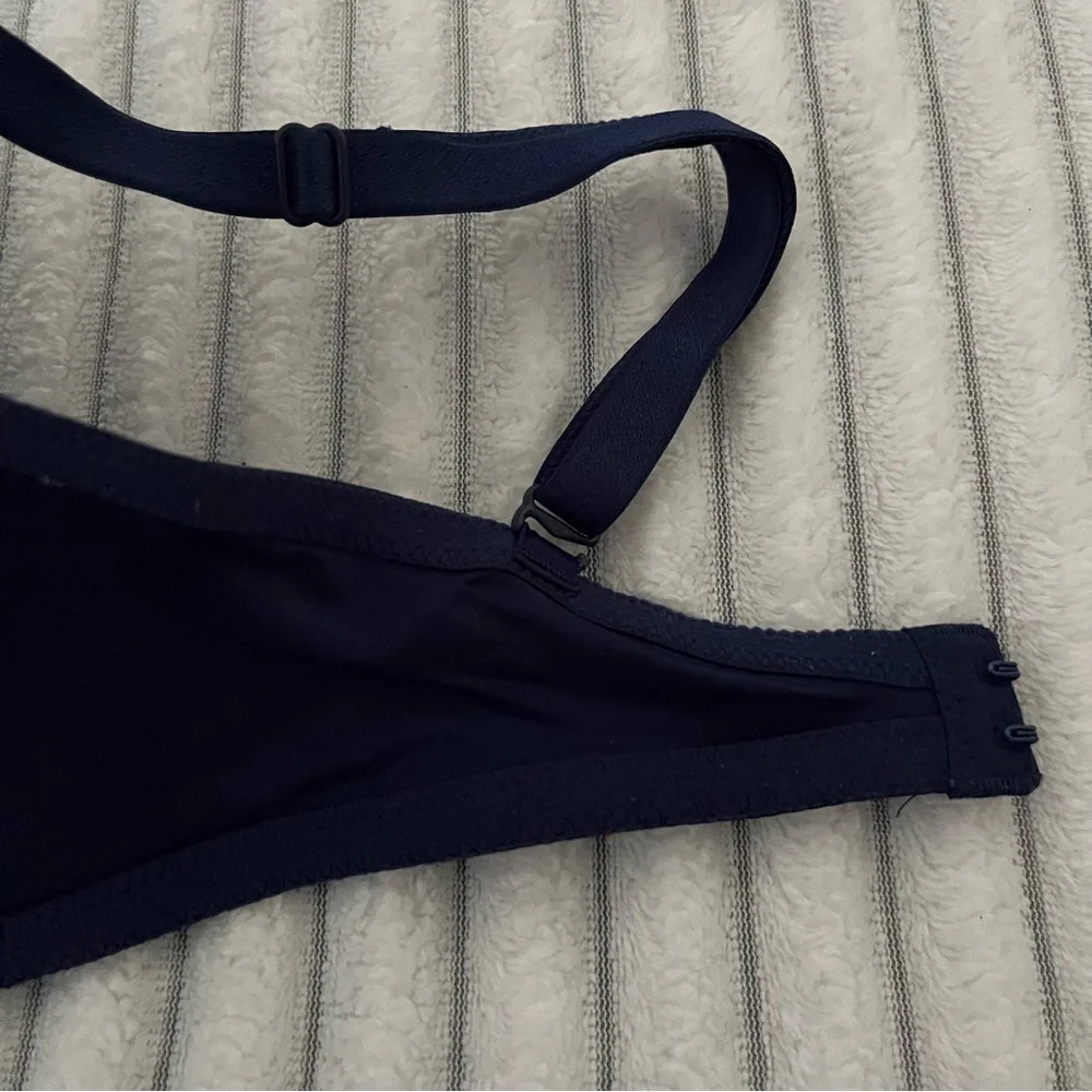 VS Strappy Blue Bra